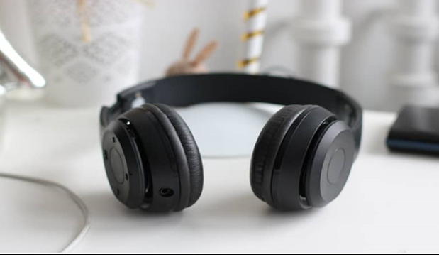 Monoprice 110010 Headphones Review: Do You Get What You Pay For?